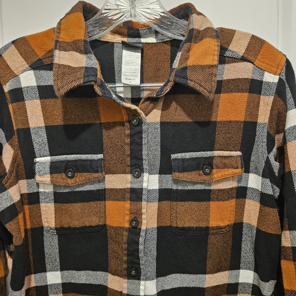 Patagonia Flannel Shirt Womens 6 Orange Black Fjord Organic Cotton Plaid Button